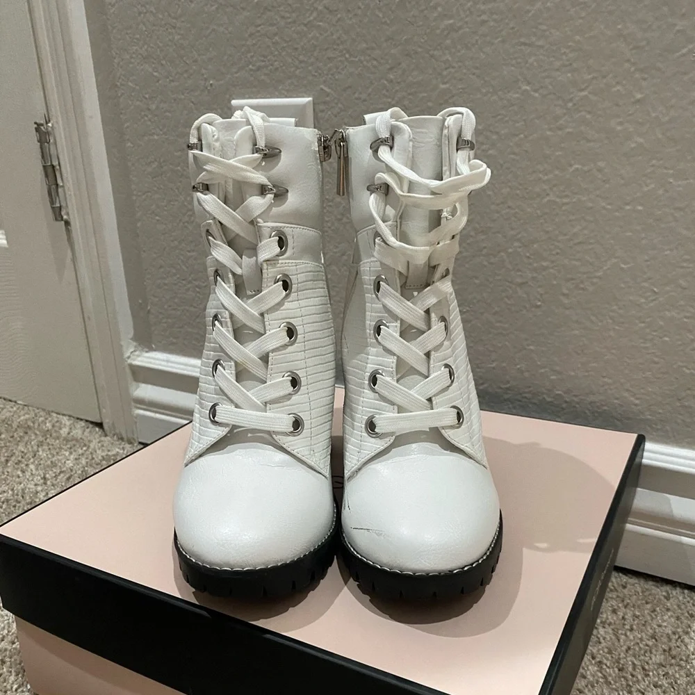 BCBGeneration boots - Picture 2 of 7